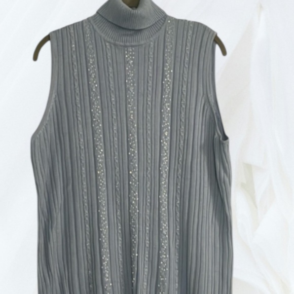 Requirements Tops - Requirements woman tank top size 2X ribbed knit w/beads blue turtleneck